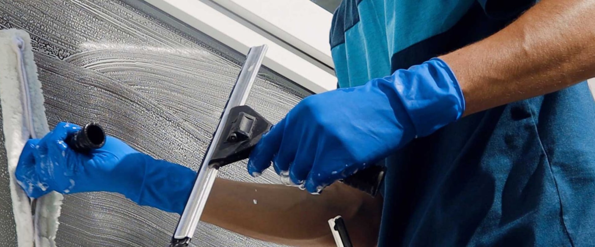 Advanced Features and Customization Options for Larger Companies: Streamlining Your Window Cleaning Business